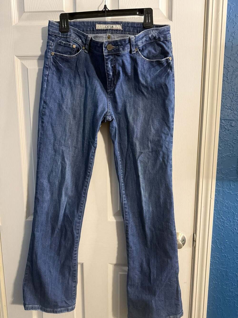 Joe's Jeans Mid Rise Bootcut Medium Wash Denim jeans Size 30